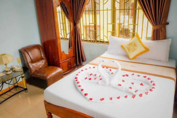 Phong Nha Hotel Hue Buitenkant foto