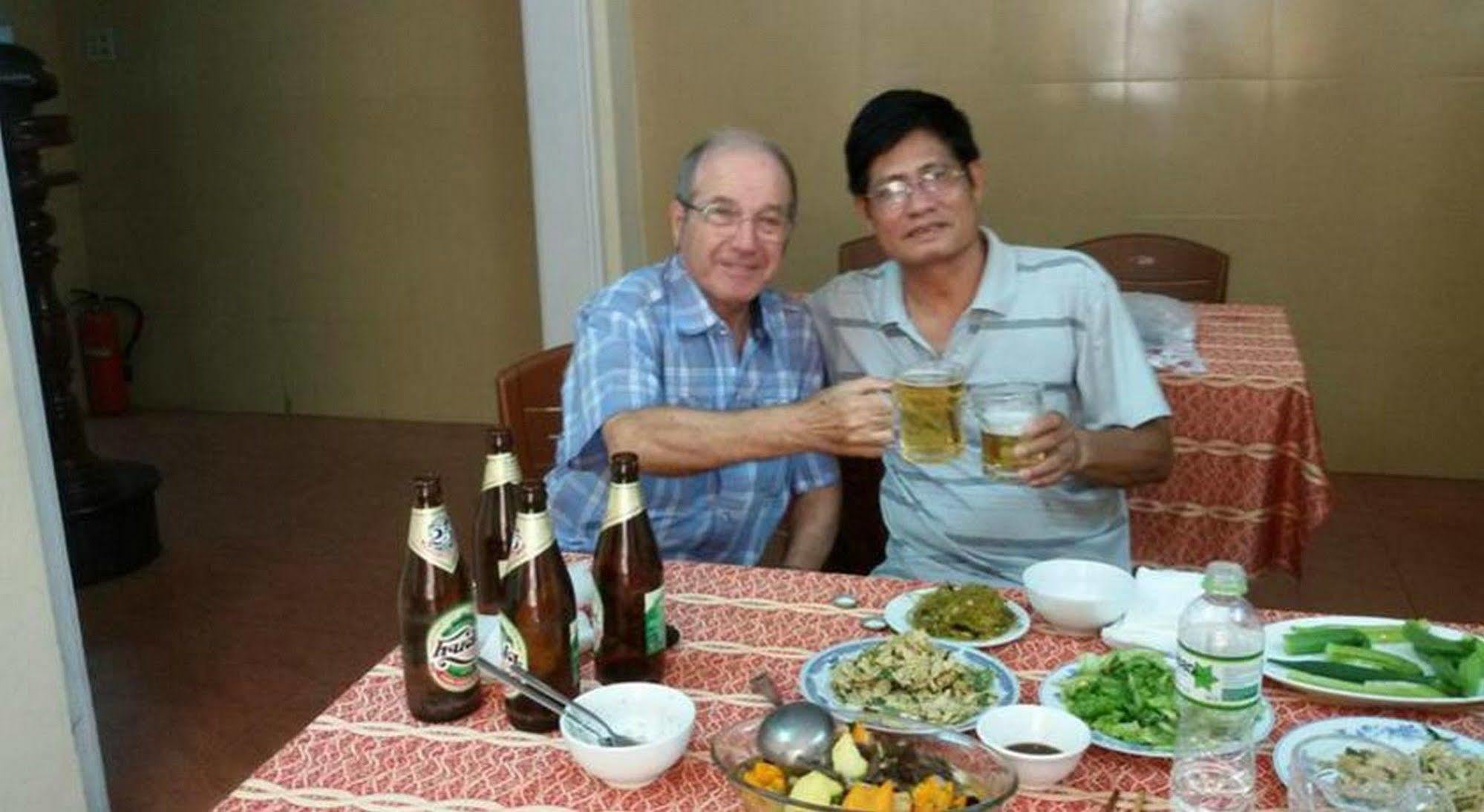 Phong Nha Hotel Hue Buitenkant foto