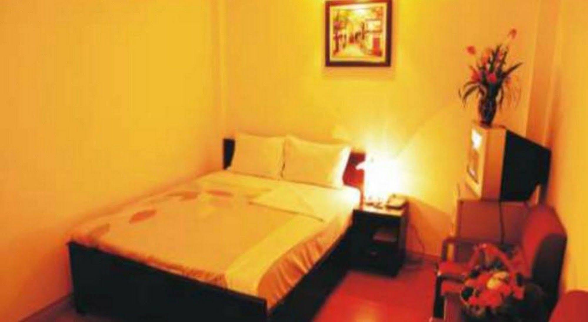 Phong Nha Hotel Hue Buitenkant foto