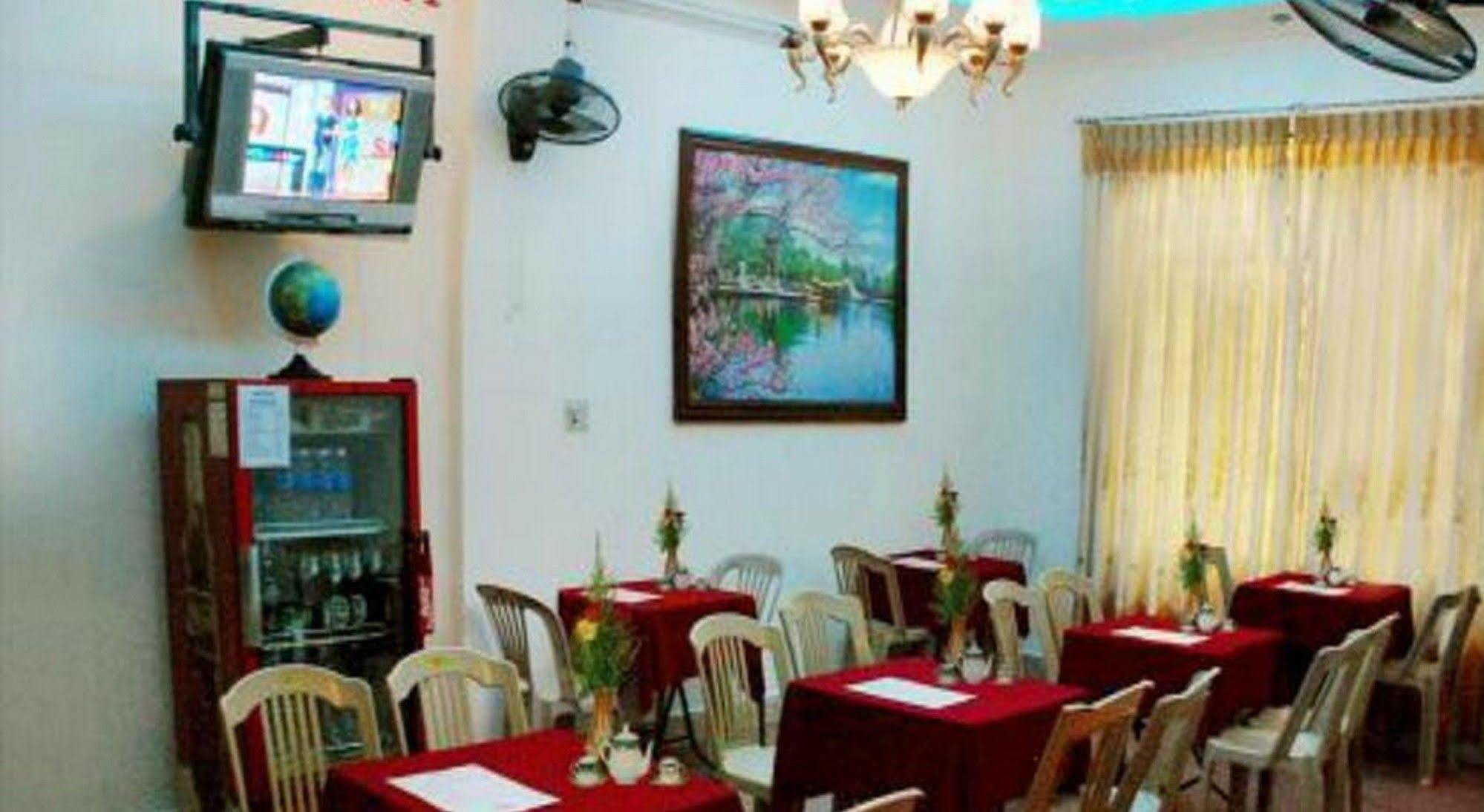 Phong Nha Hotel Hue Buitenkant foto